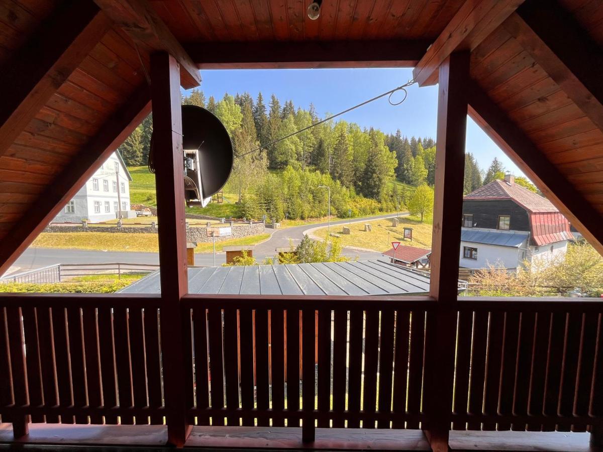 Hofberg Apartman Nové Hamry エクステリア 写真